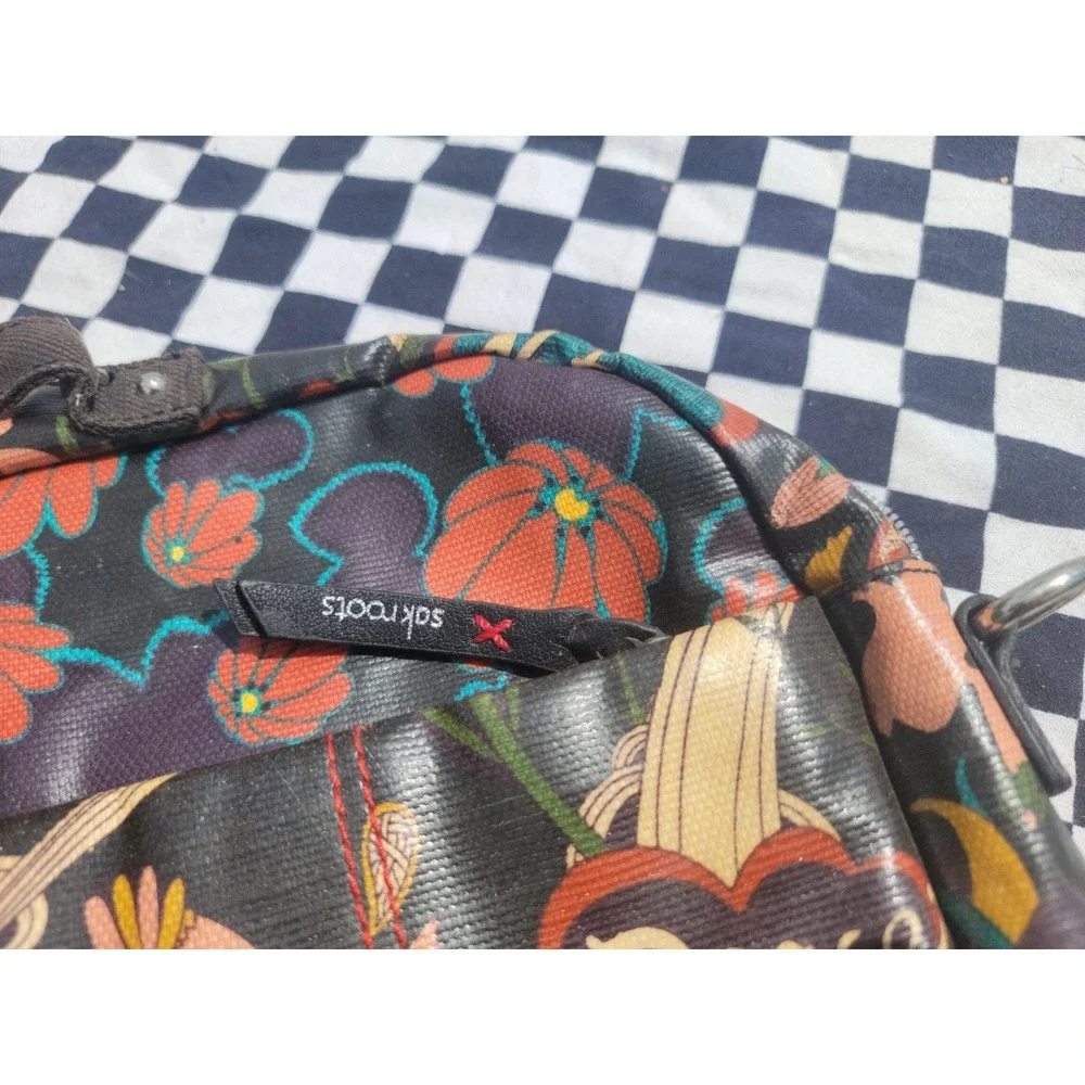 Sakroots Peace Nature Floral Bird Tote Handbag Black Coated Canvas‎